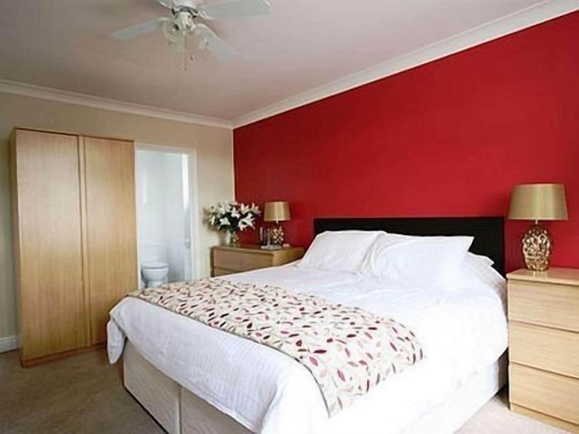 Dunmow Guest House Great Dunmow Exterior foto